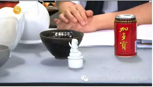 视频 | 价值三百万油滴盏亮相《锵锵三人行》，日本转卖宋瓷赚了多少？