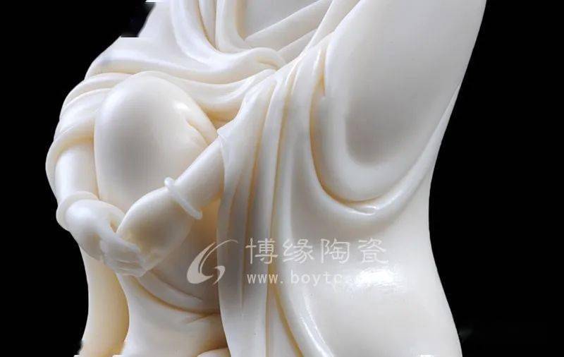 中国陶瓷艺术大师—— 许瑞峰实心瓷塑作品赏析